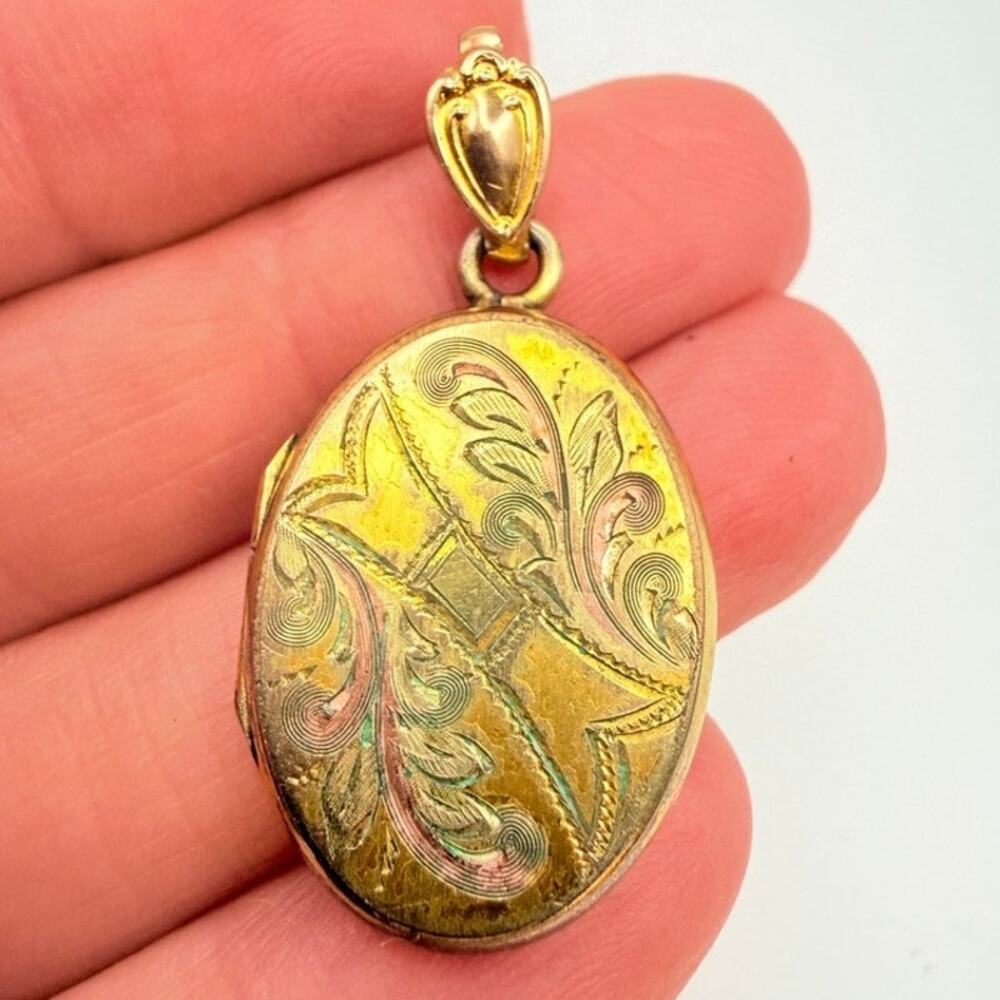 Vintage Mid-Century Bliss Brothers Jewelry 10K GF Oval Floral Photo Locket